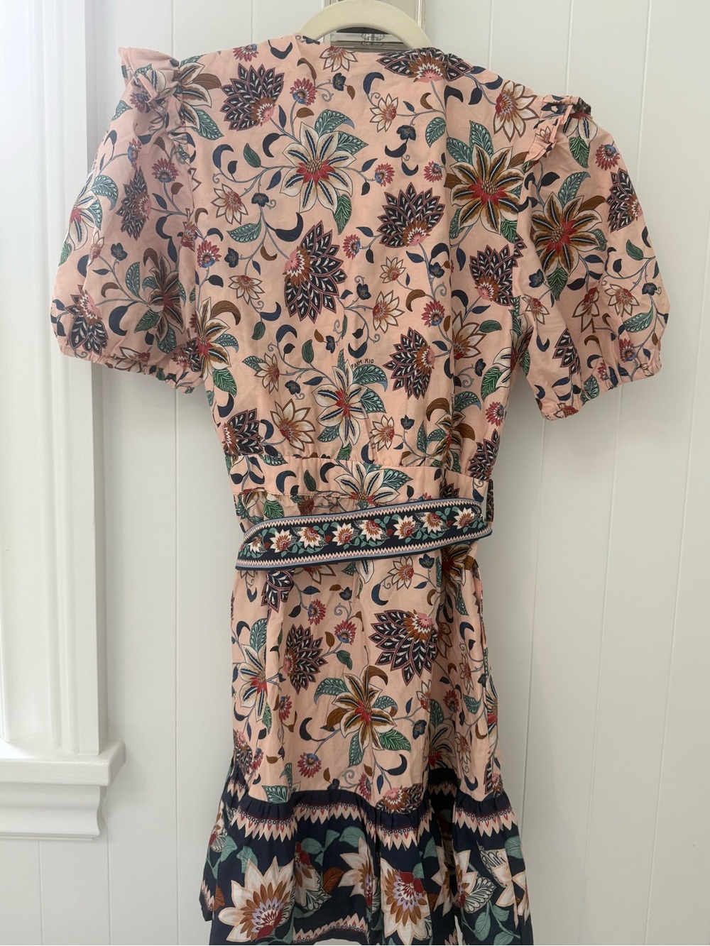 Floral Print Puff-Sleeve Midi Dress in Blush Pink